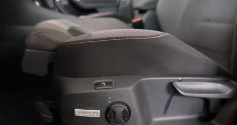 Volkswagen Golf cena 59700 przebieg: 199973, rok produkcji 2019 z Skoki małe 92